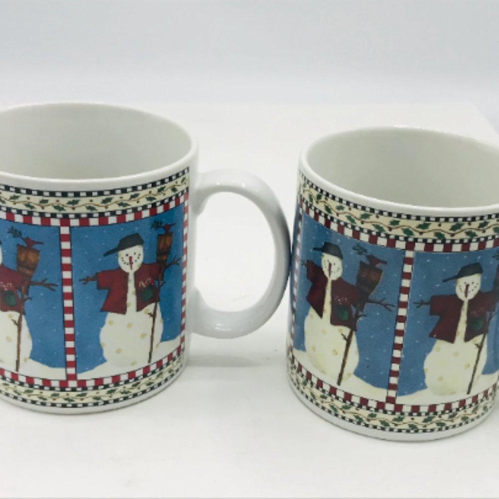 Vintage Pair of SAKURA Debbie Mumm  Snowman  Christmas Mugs- Great condition-